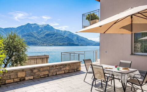 Gera Lario 618: Meubles, Mobilier De Jardin, Chaise, Table, Tableau De Plein Air, Table Cuisine Et Salle A Manger, Chaîne De Montagnes, Balcon, Ombre, Eco Hôtel
