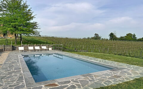 Villa Remotti: Piscine, Composite, Dalle, Jardin, Caractéristique De L'Eau, Aménagement Paysager, Ombre, Recours, Arrière-Cour, Mobilier De Jardin