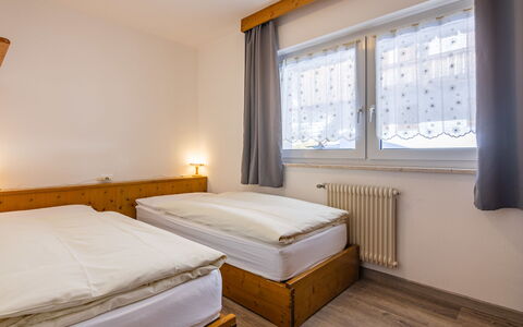 Cesa Micheluzzi (Czi712): Bois, Design Intérieur, Chambre, Lit, Plafond, Cadre De Lit, Pièce, Literie, Appartement, Drap De Lit