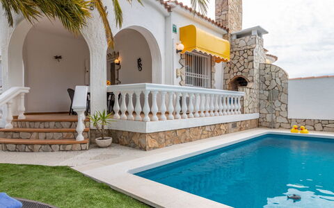 Green House: Propriété, Bâtiment, Maison, Piscine, Immobilier, Domicile, Villa, Biens, Vacances, Recours