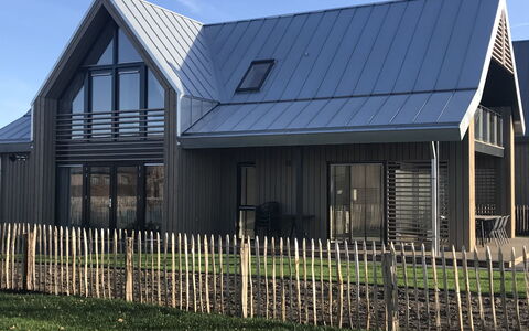 Oesterdam Resort: Domicile, Maison, Toit, Propriété, Siding, Bâtiment, Immobilier, Chalet, Clôture, Ferme