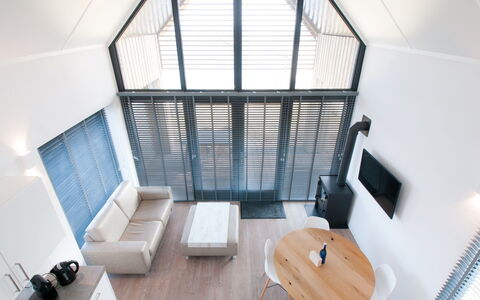 Oesterdam Resort: Daylighting, Pièce, Propriété, Design Intérieur, Architecture, Bâtiment, Plafond, Maison, Grenier, Immobilier