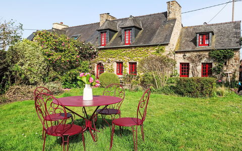 Dolce Vita: Arbuste, Chalet, Jardin, Printemps, Couverture De Sol, Ferme, Pelouse, Biens, Cour, Arrière-Cour
