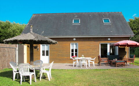 Chez Laurette: Maison, Propriété, Chalet, Domicile, Bâtiment, Immobilier, Ferme, Toit, Siding, Herbe