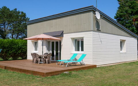 Les Mielles: Ciel, Propriété, Plante, Fenêtre, Bâtiment, Arbre, Bois, Lot Terre, Chalet, Maison