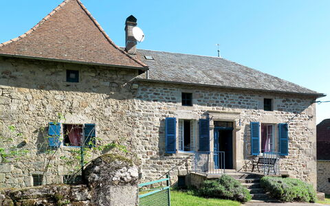 Cazals: Ciel, Plante, Propriété, Fenêtre, Bâtiment, Maison, Chalet, Lot Terre, Porte, Herbe