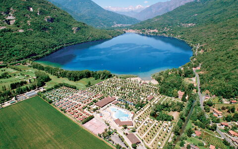 Fondotoce 601: Paysage Naturel, Photographie Aérienne, Ressources En Eau, Vue Du Ciel, L'Eau, Réservoir, Lac, Montagne, Rivière, Tourisme
