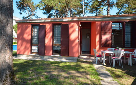 Beethoven: Propriété, Domicile, Maison, Bâtiment, Chalet, Cabanon, Arbre, Immobilier, Pièce, Architecture