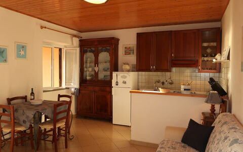 Nisportino 601: Pièce, Propriété, Meubles, Bâtiment, Comptoir, Plafond, Cabinetry, Design Intérieur, Sol, Cuisine