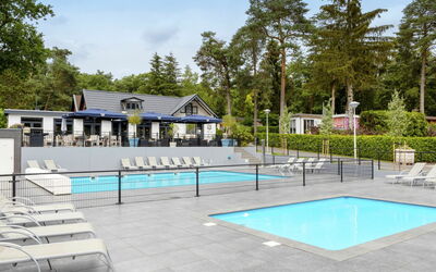 Beekbergen 401: Piscine, Propriété, Maison, Bâtiment, Loisir, Immobilier, Domicile, Biens, Architecture, Centre De Loisirs
