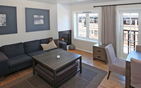 Havsdalsgrenda: Meubles, Confort, Cadre, Bois, Sol, Salon, Design Intérieur, Sol, Fenêtre