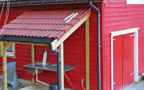 Tufto: Propriété, Fenêtre, Bâtiment, Bois, Toit, Composite, Immobilier, Maison