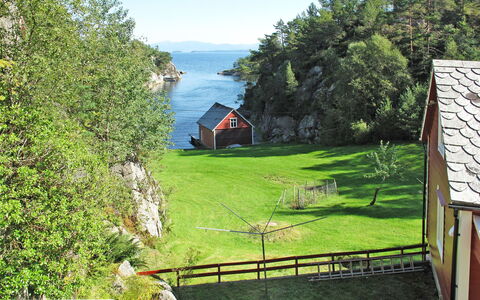 Laksevågen: Ciel, L'Eau, Bâtiment, Plante, La Nature, Maison, Paysage Naturel, Chalet, Lot Terre, Montagnes