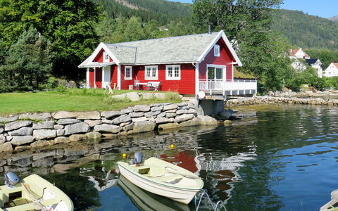 Naustet: L'Eau, Bateau, Bâtiment, Ciel, Navire, Plante, Véhicule, La Nature, Fenêtre, Maison