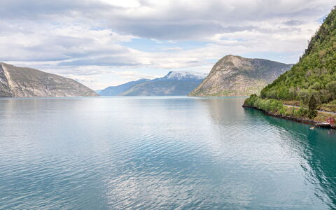 Hovsfjellet: Bleu, L'Eau, Ressources En Eau, Montagnes Relief, Montagne, Plan D'Eau, Paysage Naturel, Cours D'Eau, Montagnes, Cotiers Et Relief Océaniques