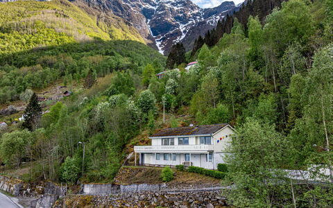 Hovsfjellet: Montagnes Relief, Montagne, Colline, Végétation, Montagnes, Paysage, Chaîne De Montagnes, Maison, Station De Montagne, Zone Rurale