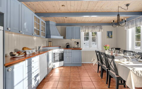 Haven: Sol, Cuisine, Design Intérieur, Cabinetry, Meubles, Sol, Comptoir, Tiroir, Appareil De Cuisine, Plafond