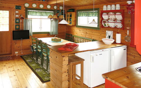 Fjellbris: Comptoir, Cabinetry, Propriété, Meubles, Fenêtre, Evier, Cuisine, Cuisinière, Évier, Appareil De Cuisine