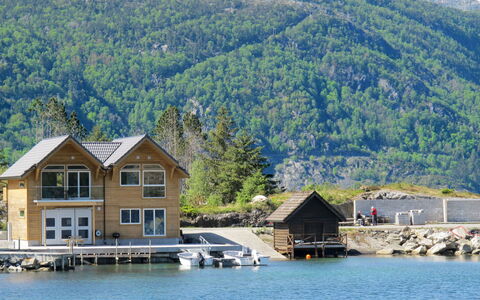 Gurevika: L'Eau, Bâtiment, Montagne, La Nature, Maison, Lac, Fenêtre, Montagnes, Arbre, Plante