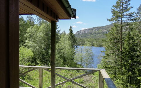 Hustjønn: Nuage, Plante, Ciel, L'Eau, Propriété, La Nature, Arbre, Bois, Ombre, Montagne
