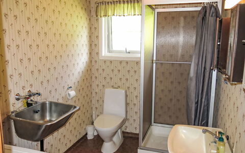 Knatten: Marron, Luminaire Plomberie, Robinet, Évier, Propriété, Lavabo, Bâtiment, Violet, Salle De Bains