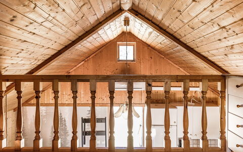 Skärvudde Torpet: Bâtiment, Bois, Fenêtre, Faisceau, Ligne, Tache De Bois, Sol, Dur, Plafond, Planche