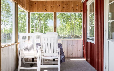 Skärvudde Huset: Fenêtre, Bâtiment, Bois, Design Intérieur, Arbre, Sol, Sol, Porche, Dur