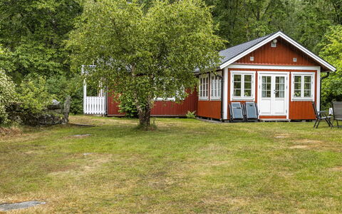 Röshult: Plante, Bâtiment, Arbre, Maison, Fenêtre, Lot Terre, Chalet, Paysage Naturel, Herbe, Bois