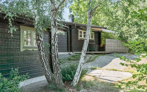 Rindö: Plante, Propriété, Fenêtre, Bâtiment, Maison, Arbre, Lot Terre, Végétation, Chalet, Herbe