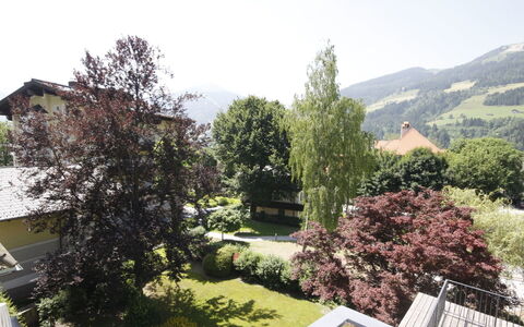 Bad Hofgastein 570: Propriété, Ciel, Montagne, Région Sauvage, Arbre, Domicile, Maison, Immobilier, Zone Résidentielle, Botanique