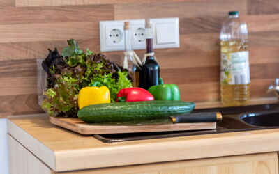 Leuchtturm 335.5: Aliments, Comptoir, Bouteille, Cuisine, Bois, Appareil De Cuisine, Robinet