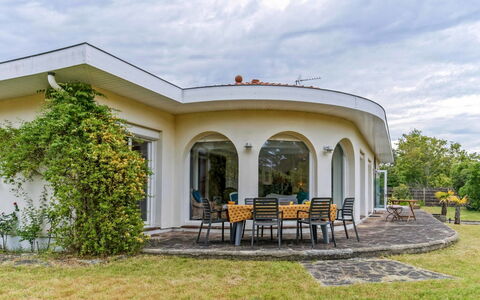 Ile de France: Maison, Propriété, Domicile, Bâtiment, Biens, Immobilier, Architecture, Zone Résidentielle, Villa, Manoir