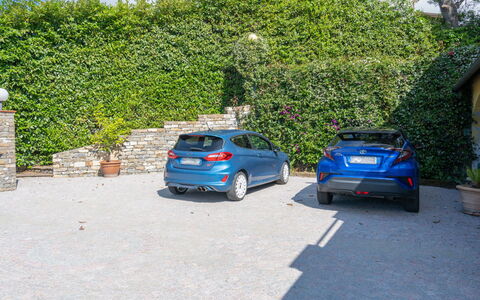 Casa della Mimosa: Véhicule, Voiture, Propriété, Mode De Transport, Transport, Parking, City Car, Berline