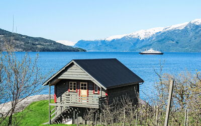 Hardangerrorbu