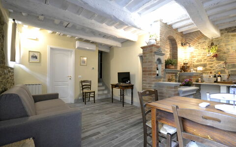 Casa Caterina: Bâtiment, Propriété, Design Intérieur, Pièce, Sol, Maison, Meubles, Architecture, Immobilier, Restaurant