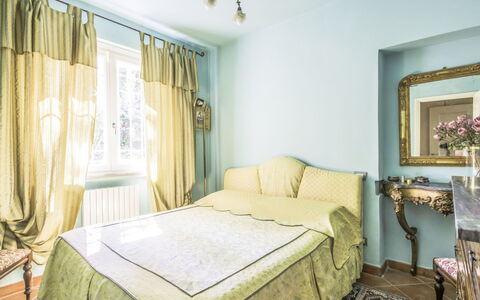 La Casa Vivente: Chambre, Pièce, Meubles, Lit, Propriété, Drap De Lit, Design Intérieur, Cadre De Lit, Vert, Literie