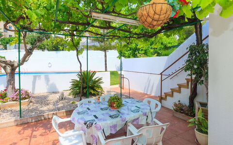 Katy: Propriété, Immobilier, Maison, Pièce, Bâtiment, Table, Arbre, Vacances, Plante, Appartement