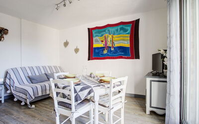 Logement:&nbsp;Les Villageoises 330.3