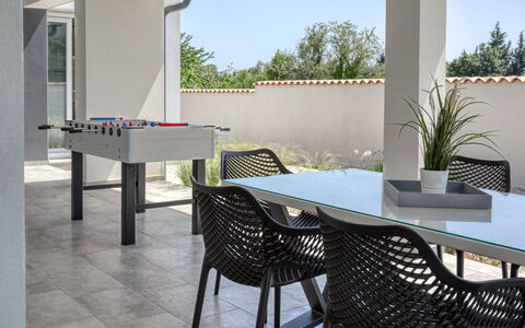 Dream House: Propriété, Meubles, Pièce, Table, Design Intérieur, Bâtiment, Maison, Immobilier, Tableau De Plein Air, Sol