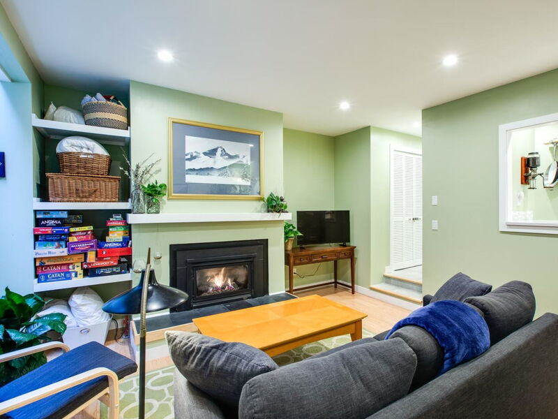 75sw-ground Floor Condo With Wifi!