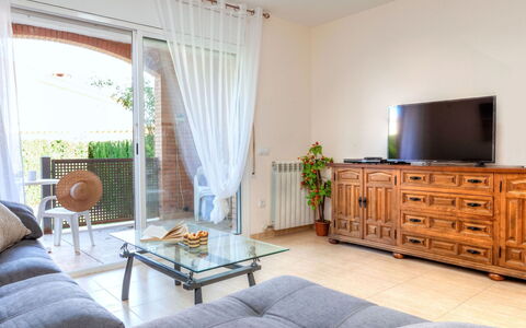 Villa Aragon: Appartement, Balcon, Condominium, Clôture, Mobilier De Jardin