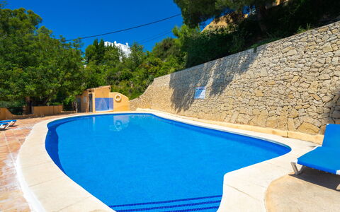 Miramar: Piscine, Propriété, Bleu, Maison, Immobilier, Vacances, Bleu Azur, Villa, Loisir, Bâtiment