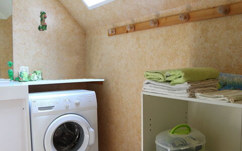 Les Marmottes: Machine À Laver, Buanderie, Blanchisserie, Pièce, Principaux Appliance, Sécheuse, Propriété, Électroménager, Sol, Maison