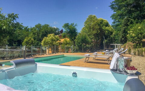 Villa Lavinia: Piscine, Propriété, Immobilier, Loisir, Arrière-Cour, L'Eau, Domicile, Maison, Biens, Bâtiment