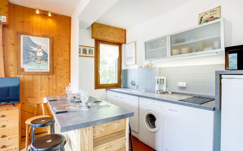 Le Sarto: Propriété, Pièce, Meubles, Cuisine, Comptoir, Bâtiment, Cabinetry, Design Intérieur, Maison, Immobilier