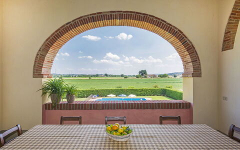 La Salciaia: Propriété, Bâtiment, Architecture, Pièce, Cambre, Mur, Plafond, Design Intérieur, Maison, Hacienda
