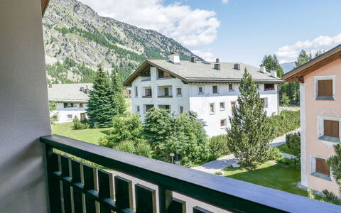 Chesa Polaschin e - E21 - Sils: Propriété, Maison, Domicile, Bâtiment, Immobilier, Zone Résidentielle, Appartement, Pièce, Architecture, Biens