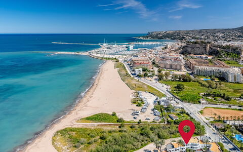 Albaranas: Bleu, L'Eau, Plan D'Eau, Plage, Côte, Horizon, Mer, Cotiers Et Relief Océaniques, Été, Rive