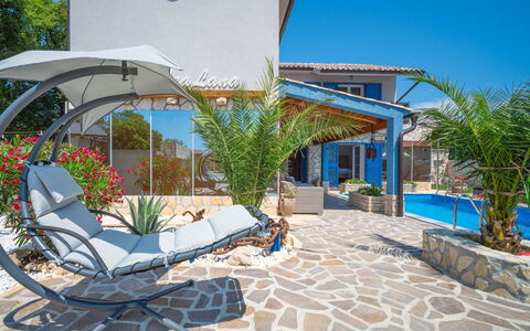 Lea Lana: Propriété, Immobilier, Piscine, Bâtiment, Maison, Bleu Azur, Vacances, Architecture, Domicile, Arbre