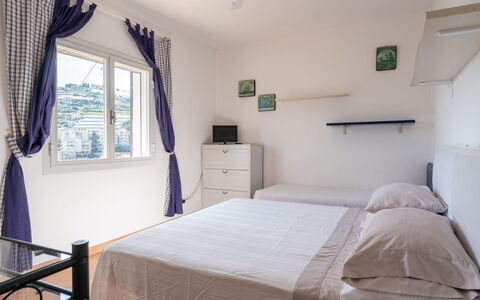 Villetta Laura: Chambre, Lit, Pièce, Meubles, Propriété, Drap De Lit, Literie, Cadre De Lit, Matelas, Design Intérieur